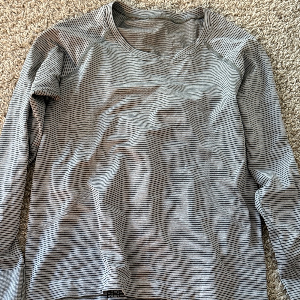 Lululemon Swiftly Tech 2.0 Race Length Long Sleeve Top
